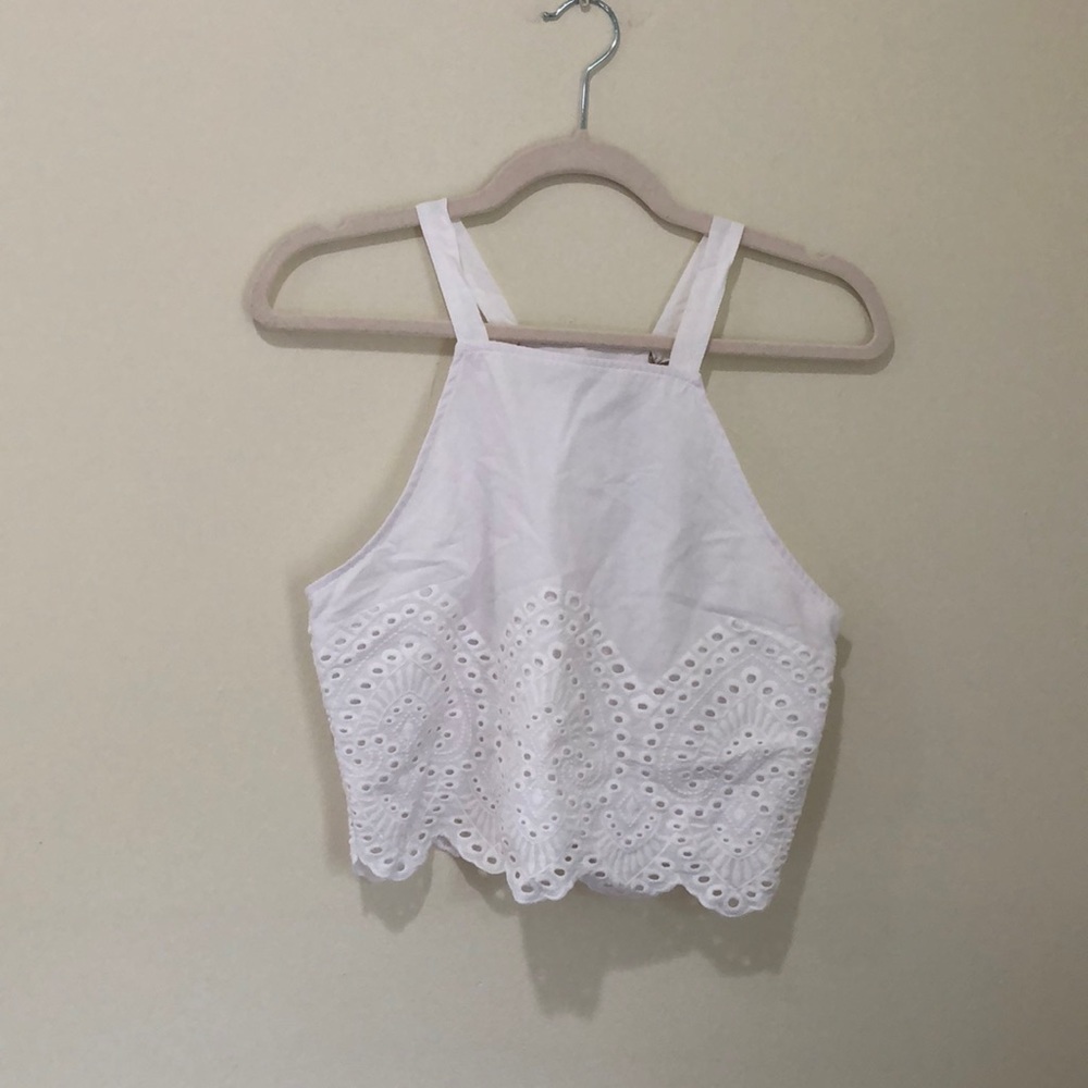 NWT ABERCROMBIE WHITE TANK TOP 💕